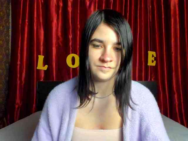 Polly-Love webcam