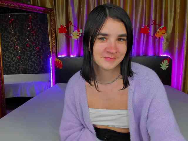 Polly-Love webcam