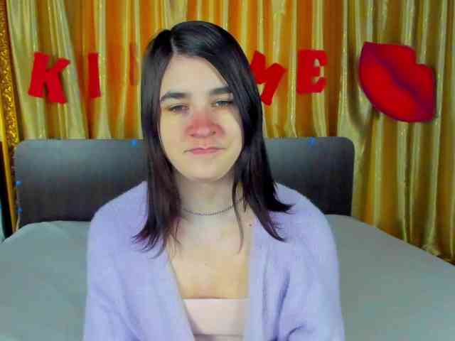 Polly-Love webcam