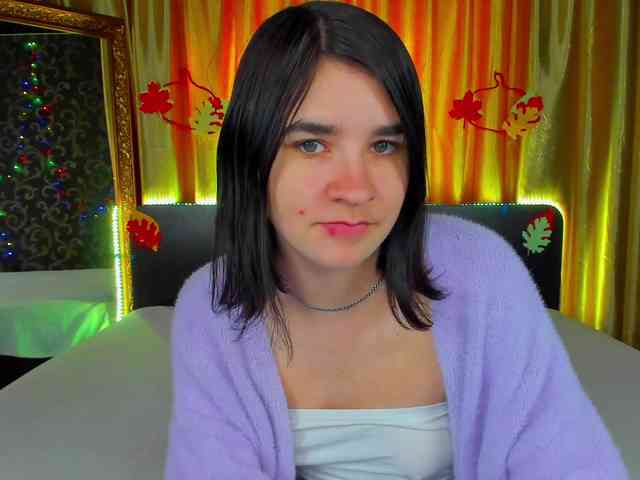 Polly-Love webcam