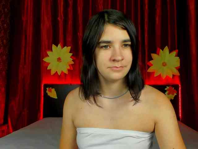 Polly-Love webcam