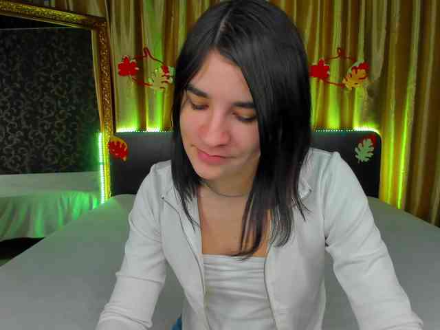 Polly-Love webcam