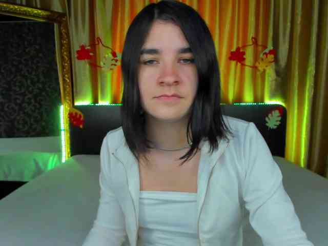 Polly-Love webcam