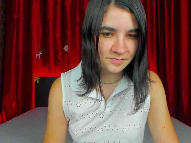 Polly-Love webcam