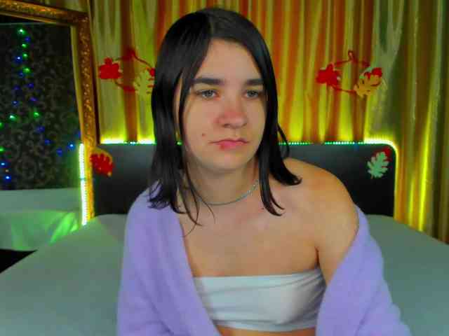 Polly-Love webcam