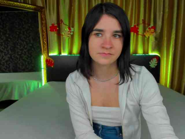 Polly-Love webcam