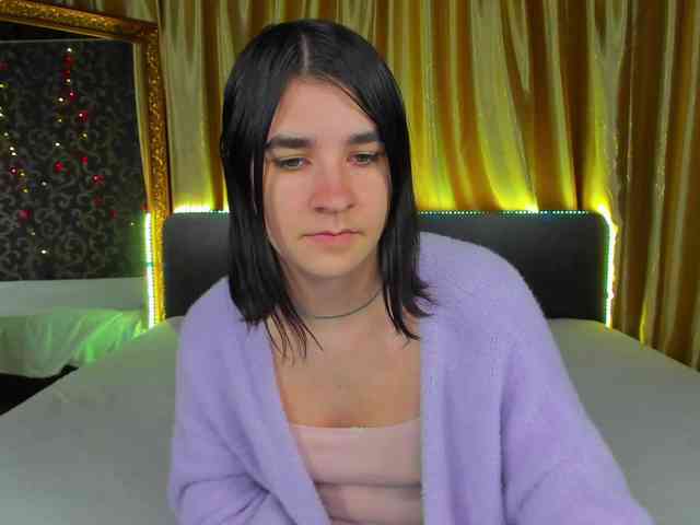 Polly-Love webcam