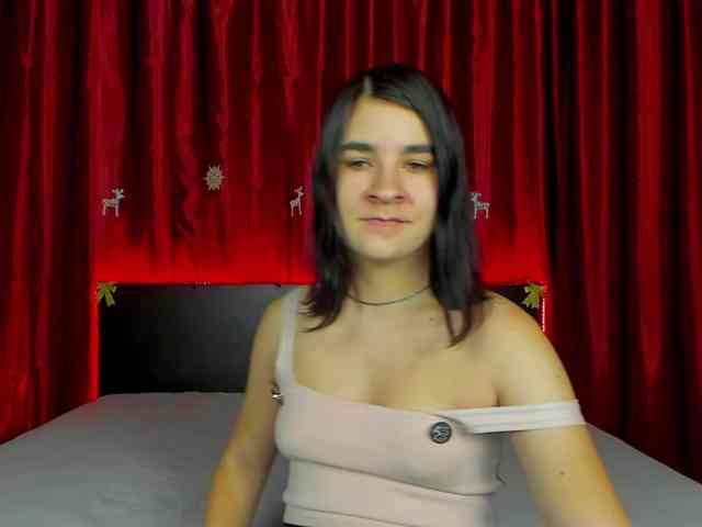 Polly-Love webcam