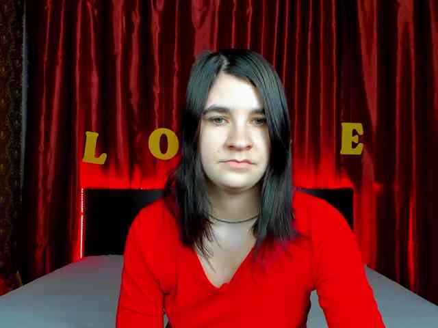 Polly-Love webcam