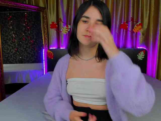 Polly-Love webcam