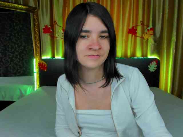 Polly-Love webcam