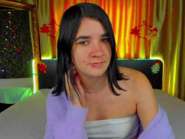 Polly-Love webcam