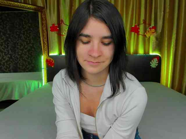 Polly-Love webcam
