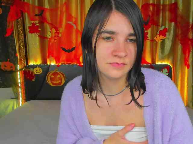 Polly-Love webcam