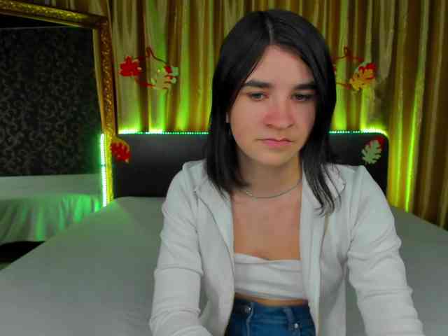 Polly-Love webcam