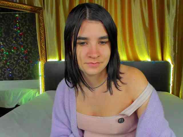 Polly-Love webcam