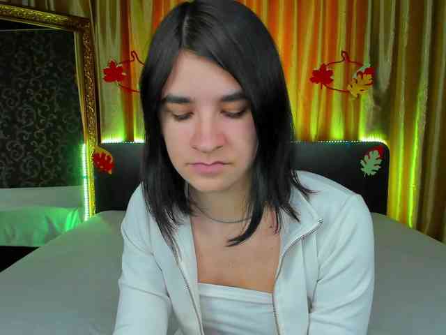 Polly-Love webcam