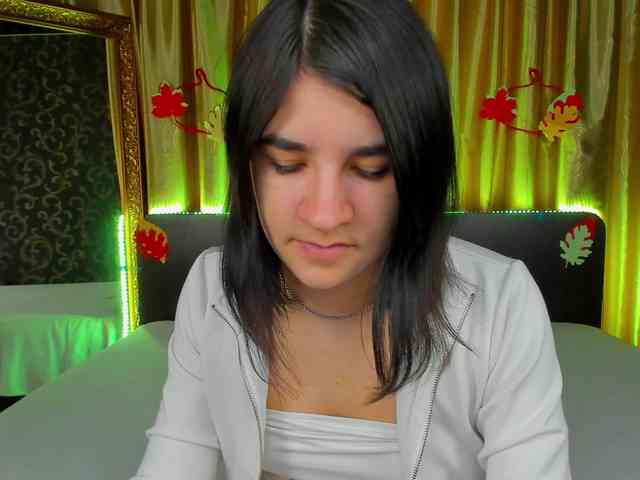 Polly-Love webcam