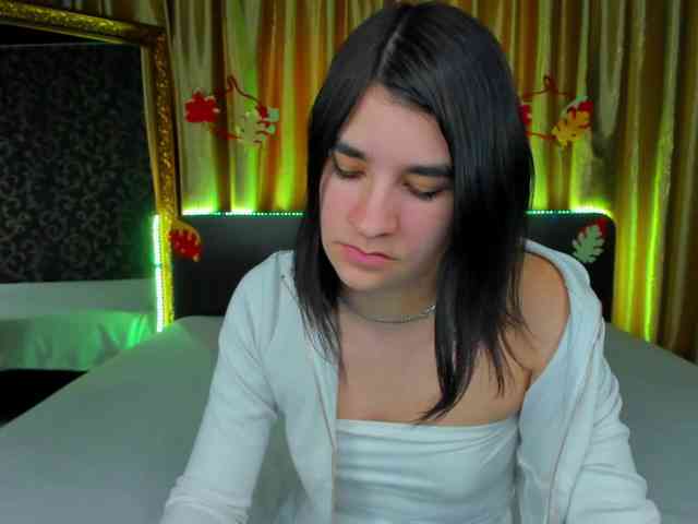 Polly-Love webcam