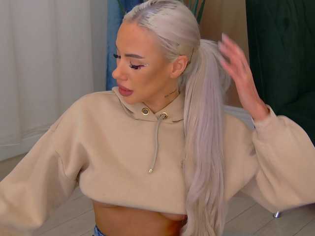 Sex chat gratuit in direct cu BailleyRush pe BongaCams