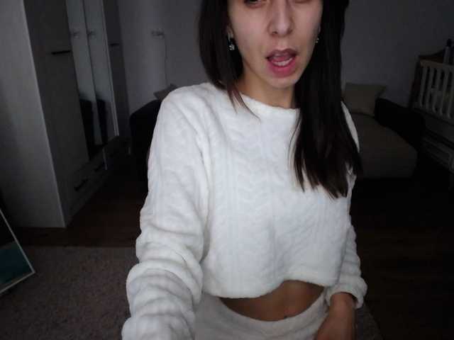 jenniferburrill's BongaCams show and profile