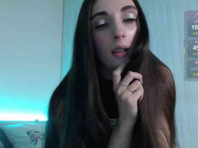 HangrYBunnY webcam