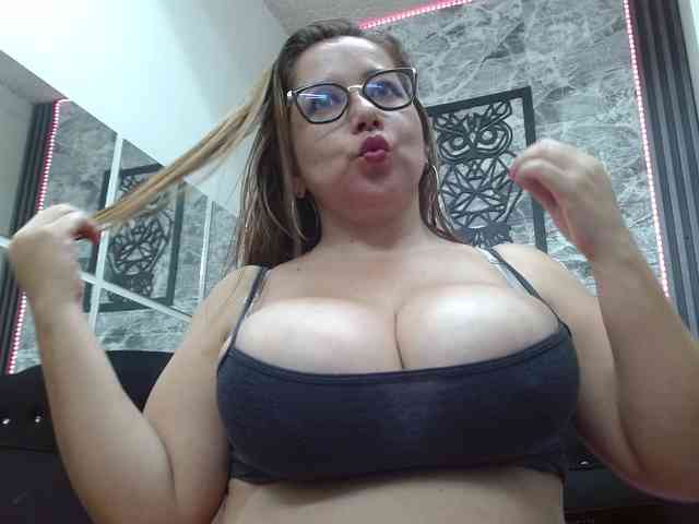 big-tits-horny webcam