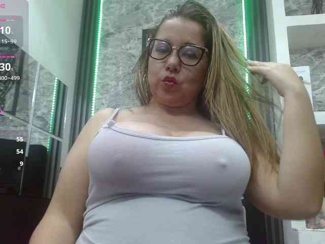big-tits-horny webcam