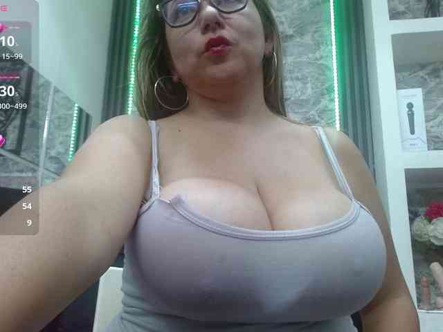 big-tits-horny webcam