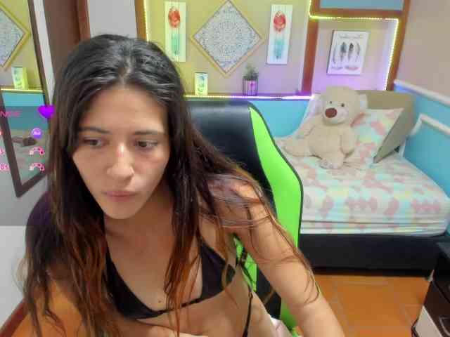 julieth-love webcam