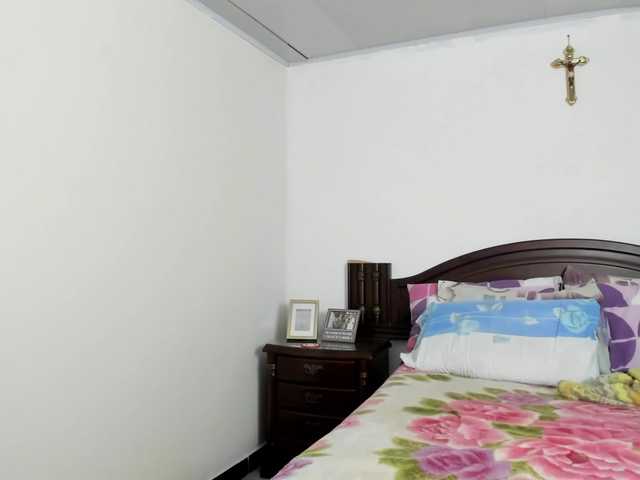 rubymilf-1's BongaCams show and profile