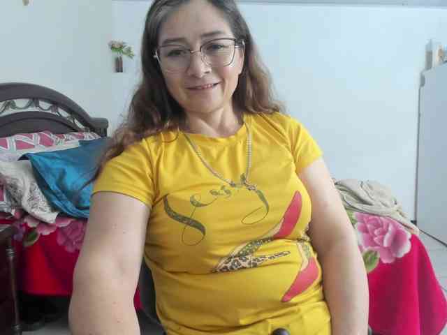 nude webcam chat Rubymilf-1