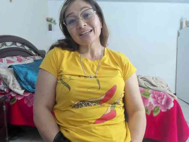 striptease webcam Rubymilf-1