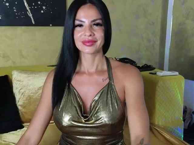 Ella-Hottie webcam