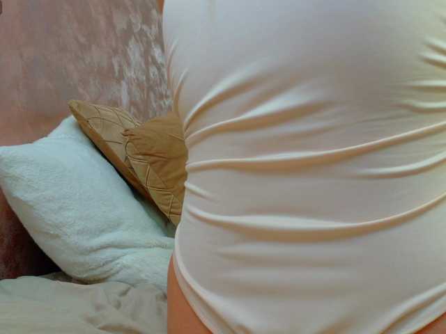 lexxia's BongaCams show and profile