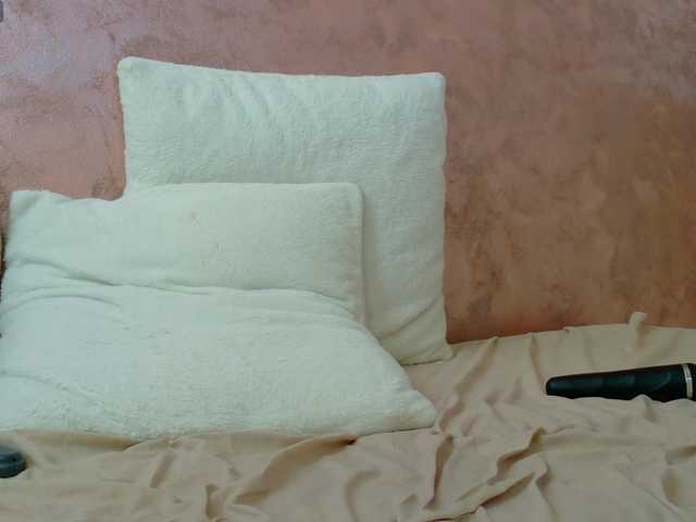 lexxia's BongaCams show and profile