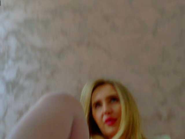 lexxia's BongaCams show and profile