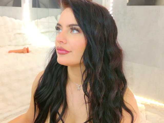 celia-chanel's BongaCams show and profile