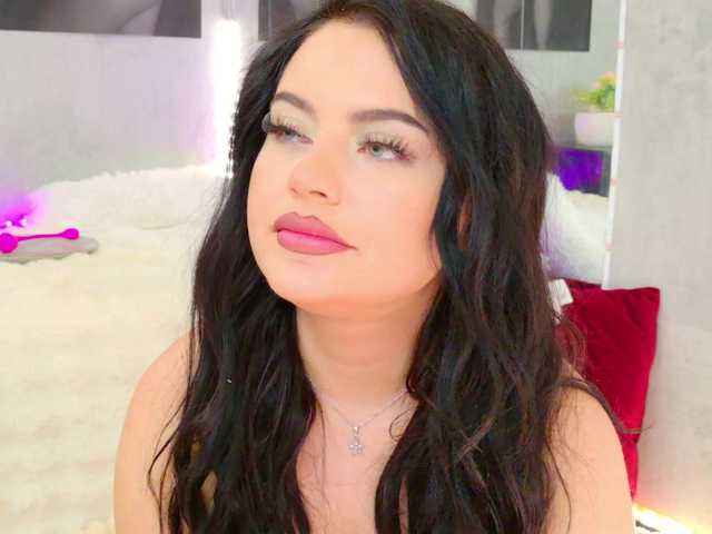 celia-chanel's BongaCams show and profile