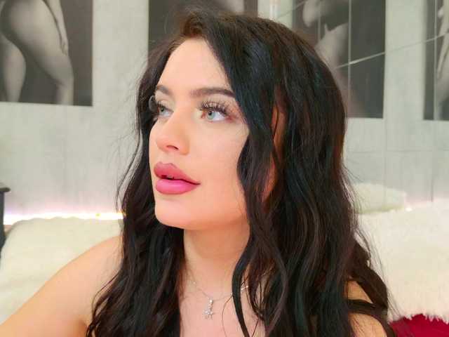 celia-chanel's BongaCams show and profile