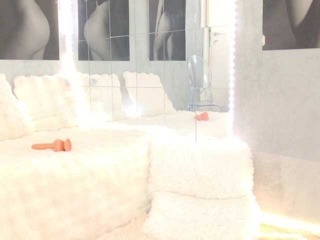 celia-chanel's BongaCams show and profile