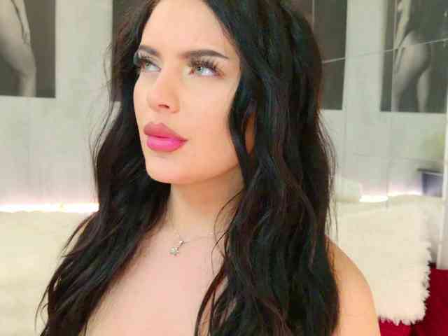 celia-chanel celia-chanel