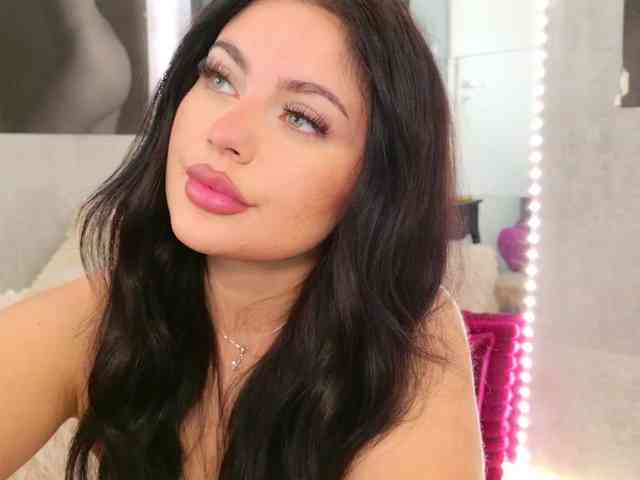 Celya-Chanel webcam