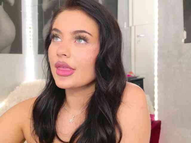 Celya-Chanel webcam