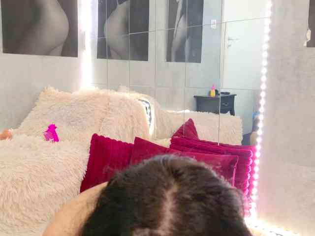 Celya-Chanel webcam
