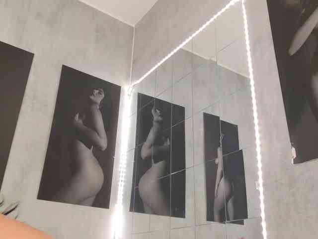 Celya-Chanel webcam
