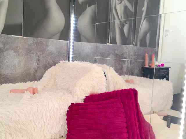 Celya-Chanel webcam