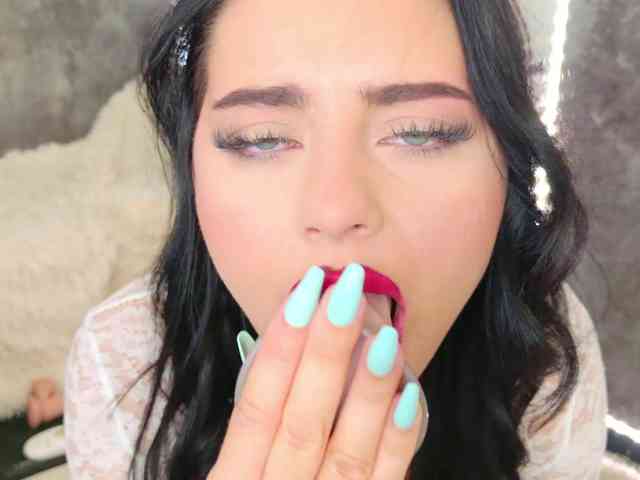 Celya-Chanel webcam