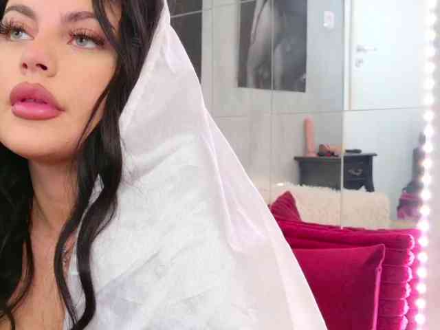 Celya-Chanel webcam