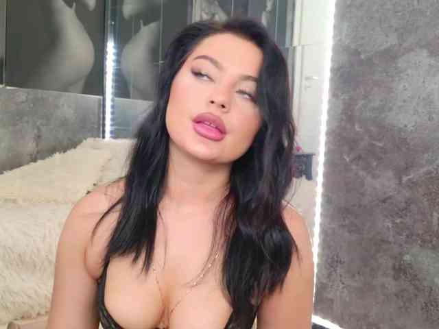 Celya-Chanel webcam